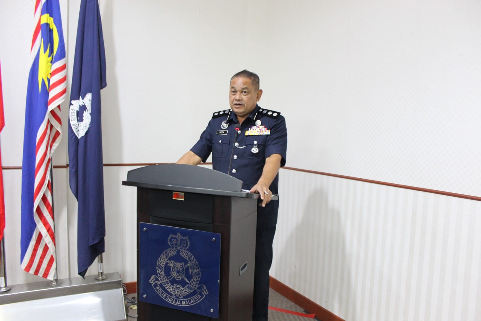 Seremban district police chief assistant commissioner mohamad hatta che din