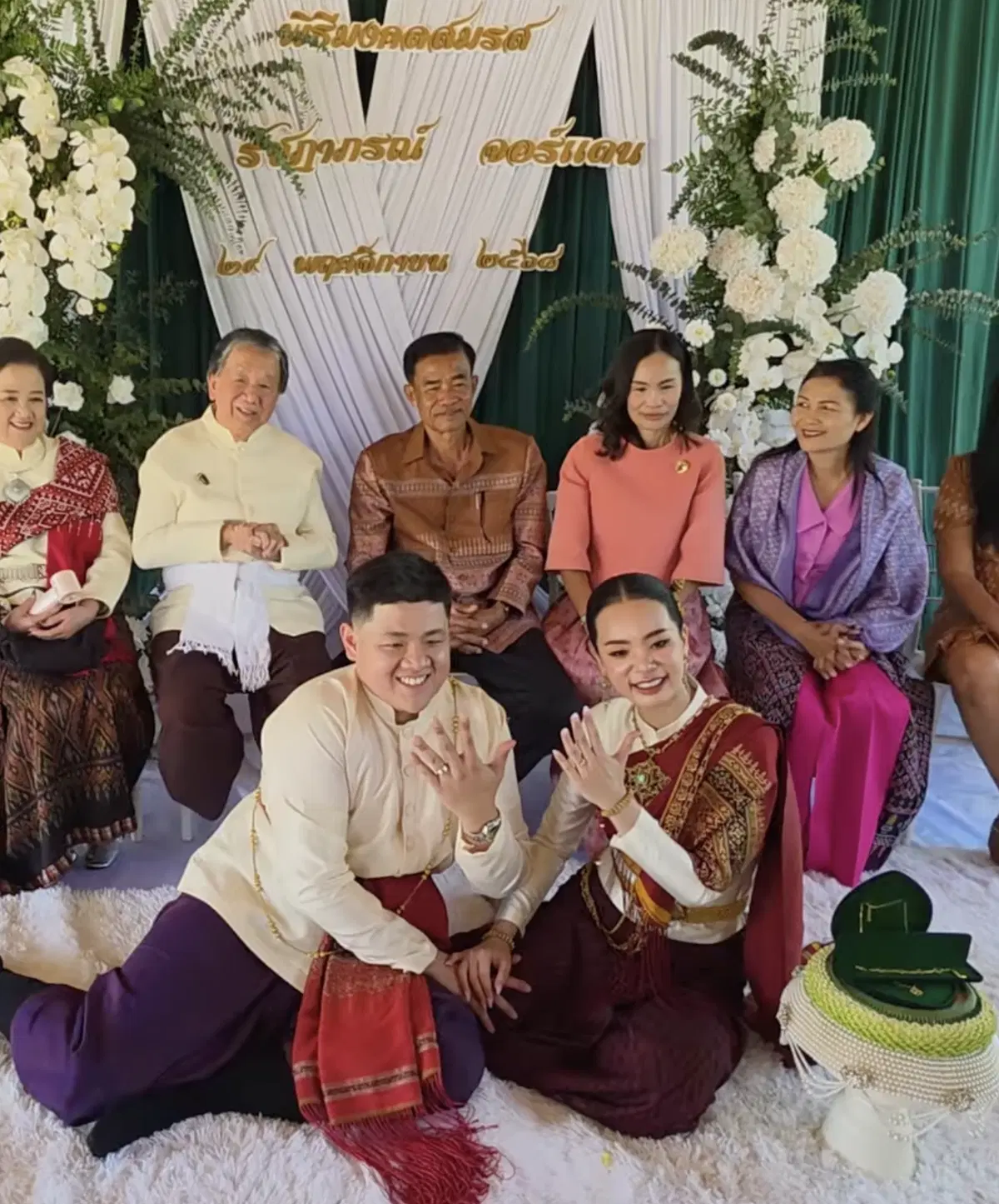 sg man & thai married