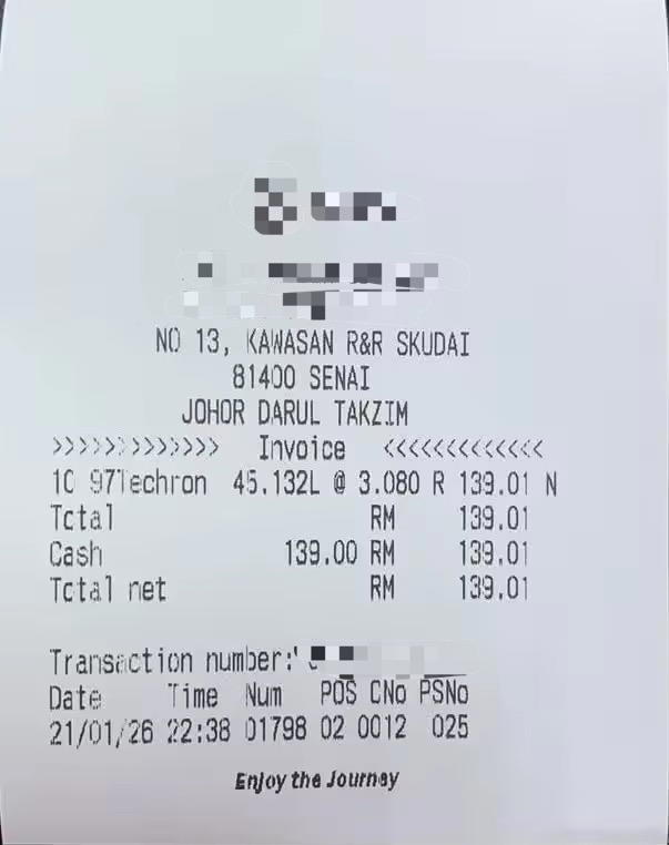 SG-registered Lexus SUV forgets to pay bill (2).png