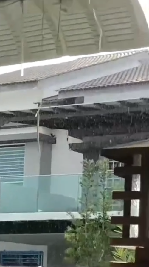 snow in malaysia (3)