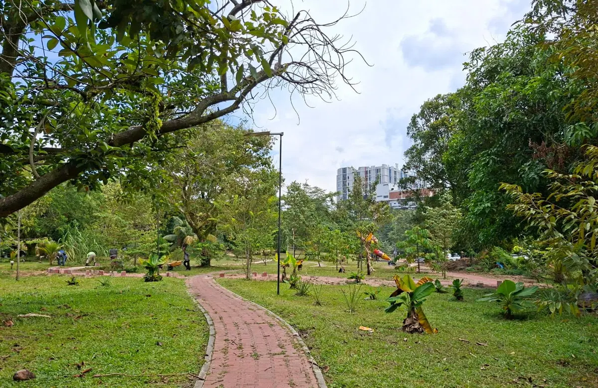 sporean man missing after morning run in kajang park