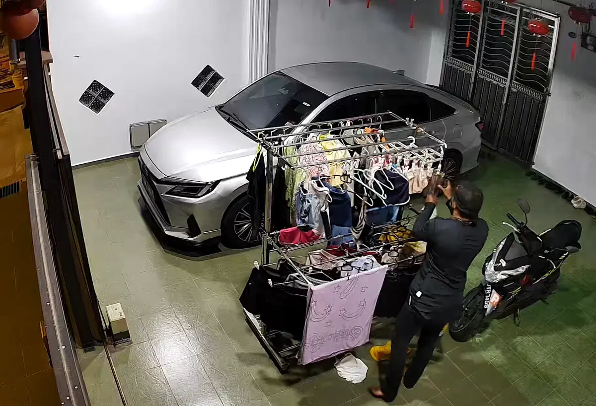 Tangkak underwear thief (3)