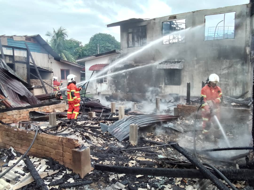 Msian woman's dream of owning a used motorcyle shattered by house fire | weirdkaya