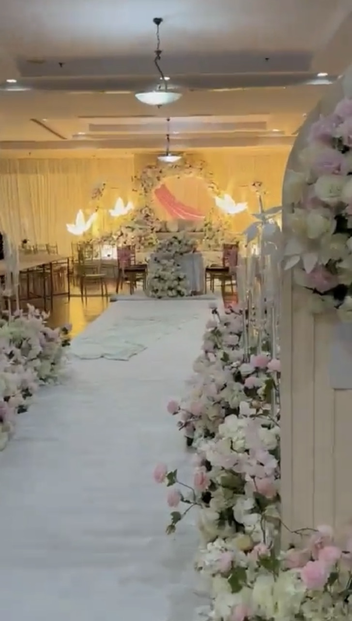 M’sian bride disappointed with wedding decor despite paying rm30k for it | weirdkaya