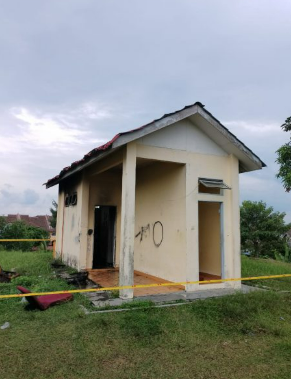 Abandoned public toilet