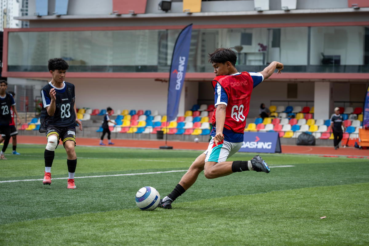 Top football talents aged 15 to 18 from across the country gathered at Arena Sukan Kuala Lumpur for the Biasiswa Bakat Dashing Talent ID Camp. (1)