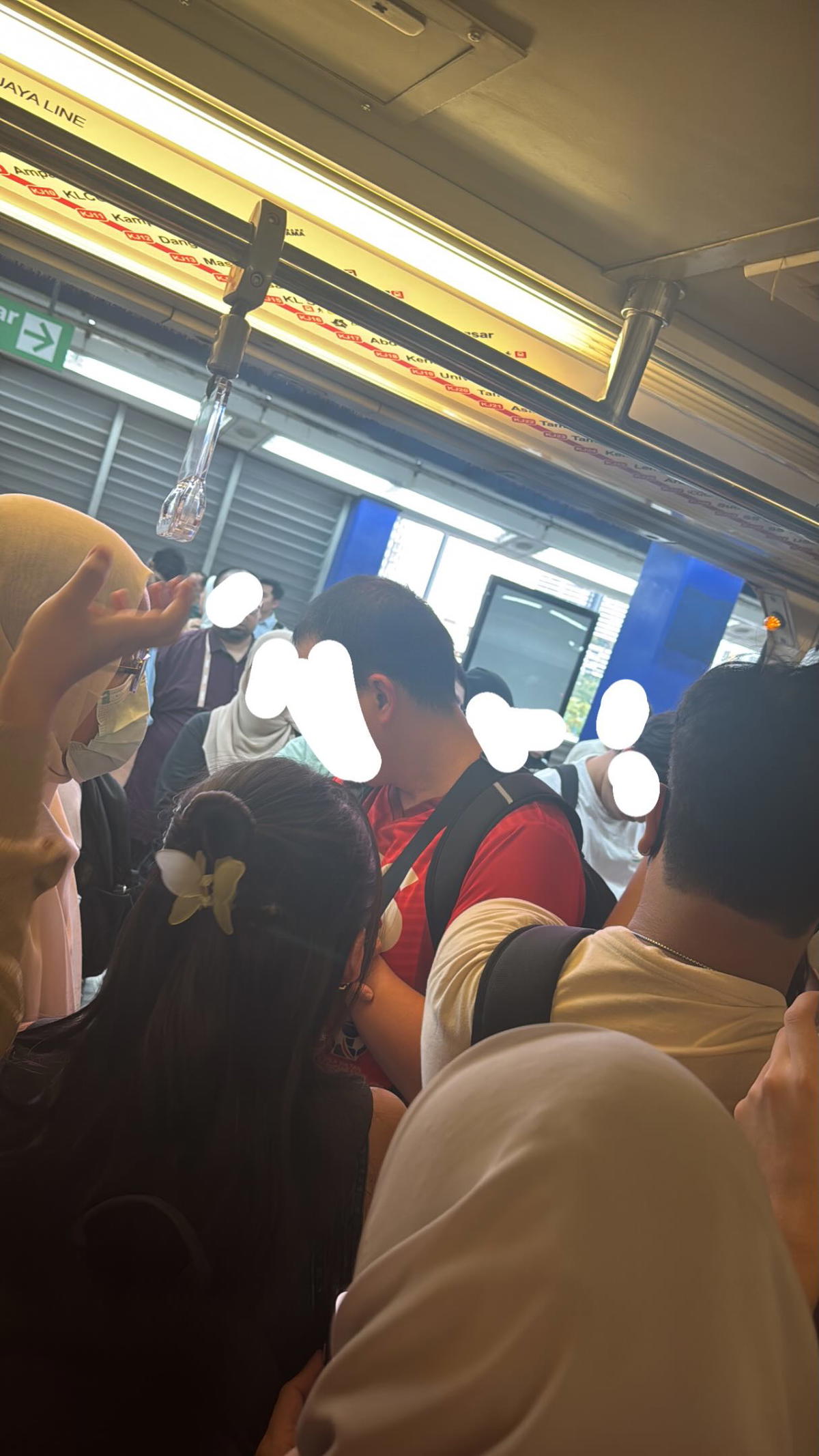 Tourist on LRT train that broke down in KL