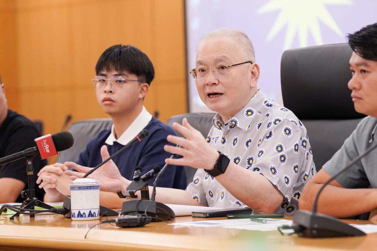 Wee Ka Siong