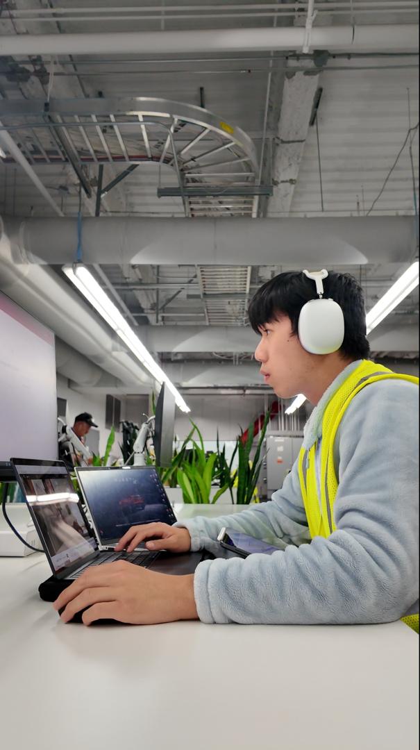 WhatsApp Image 2025-11-28 at 12.31.09 PM