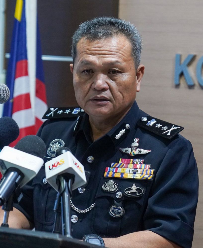 Sarawak police commissioner, datuk mancha ata