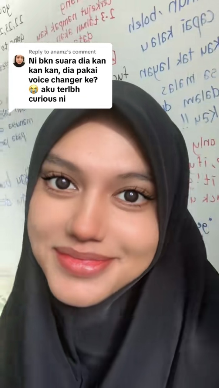 M’sian woman surprises netizens with naturally deep voice without using a voice changer | weirdkaya