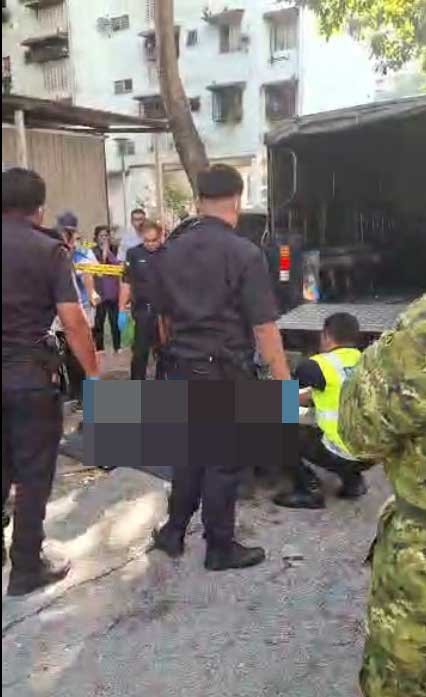 Woman finds dead son inside car in KL 2