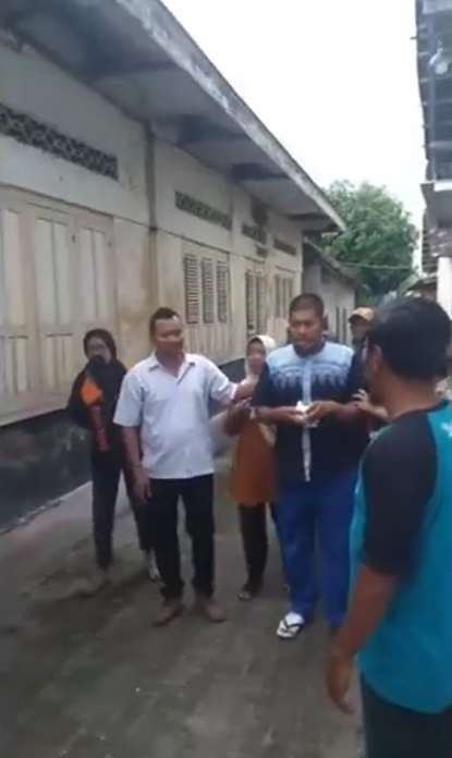 Indonesian man returns home after 25 years
