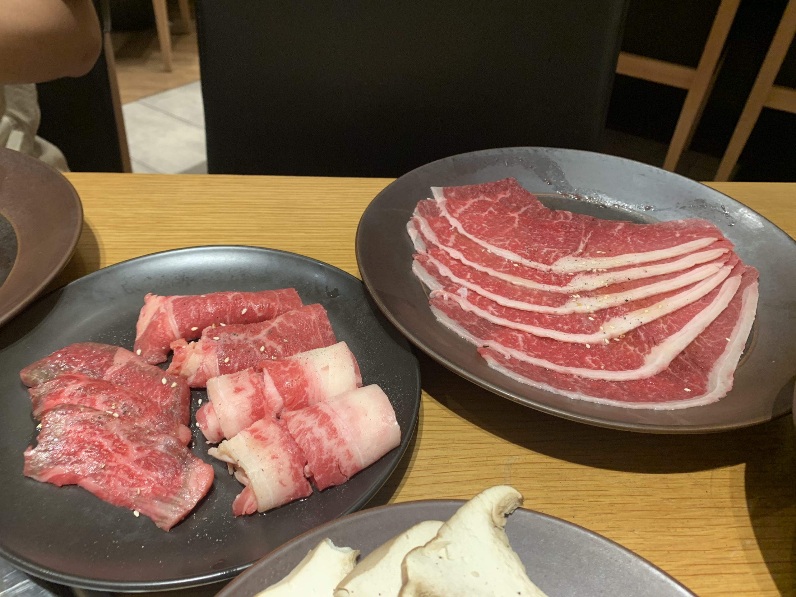 I spent rm200 at a yakiniku place at lot10 and here's my experience | weirdkaya